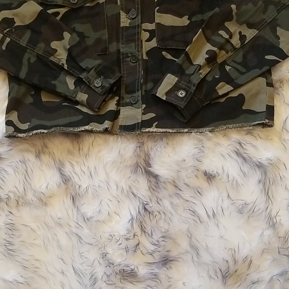 Forever 21 Army Jacket - Picture 3 of 6